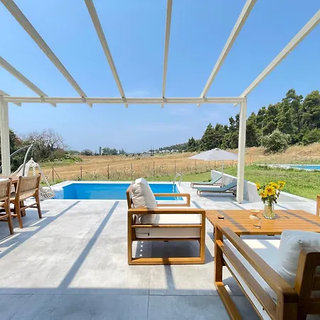 Anastasia Villa *